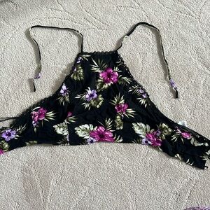 NEVER WORN!!! Tie-up halter cropped top